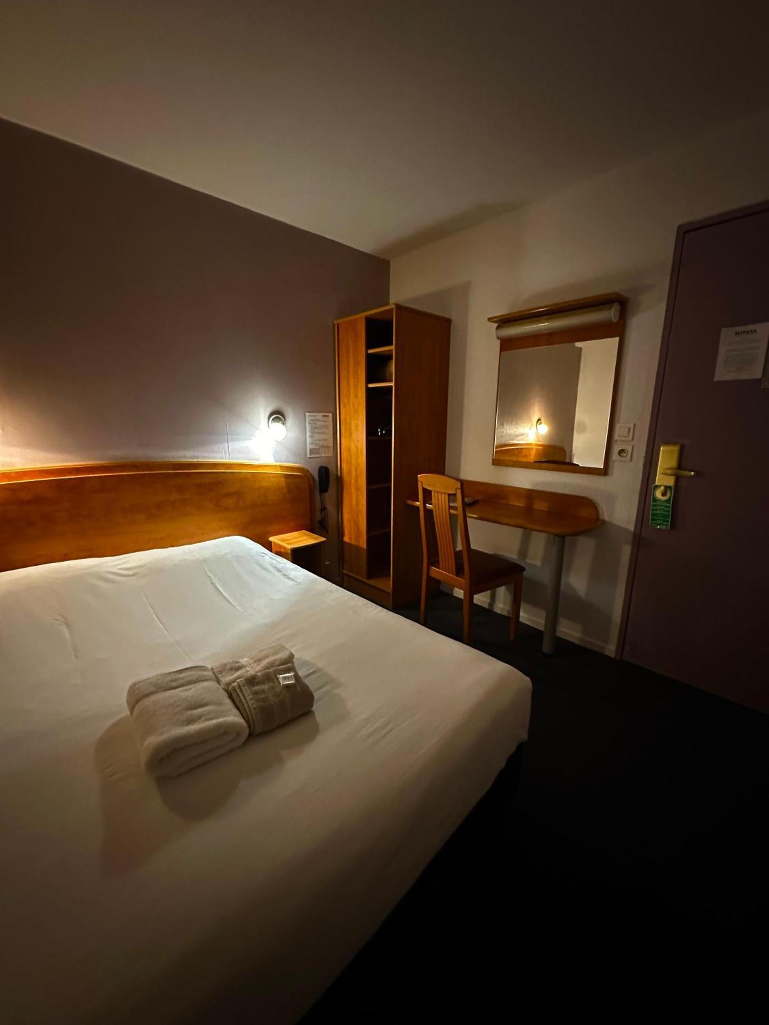 Havana Hotel Sens Zewnętrze zdjęcie