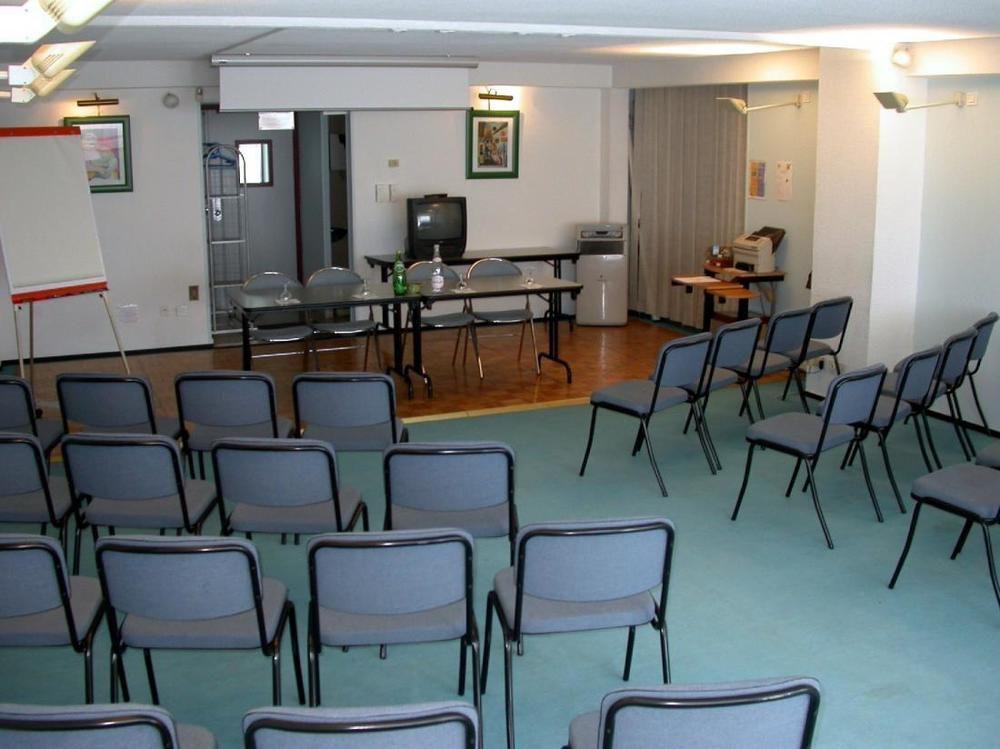 Havana Hotel Sens Zewnętrze zdjęcie