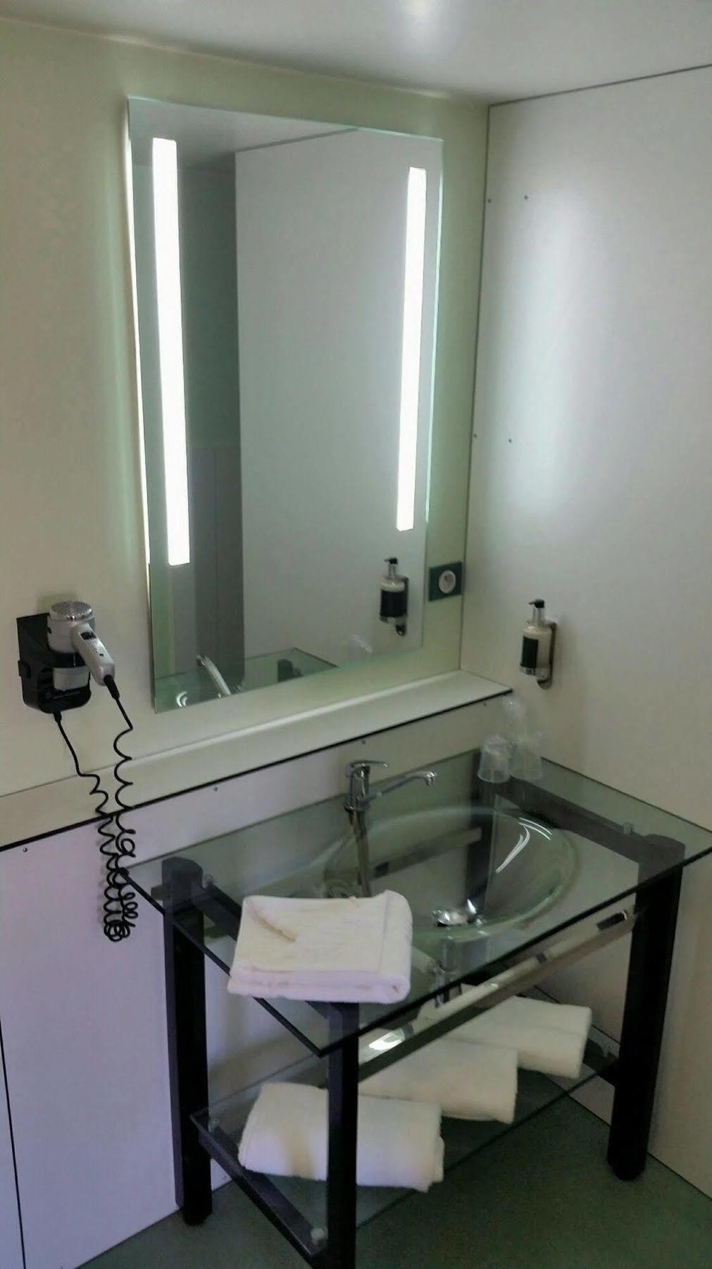 Havana Hotel Sens Zewnętrze zdjęcie